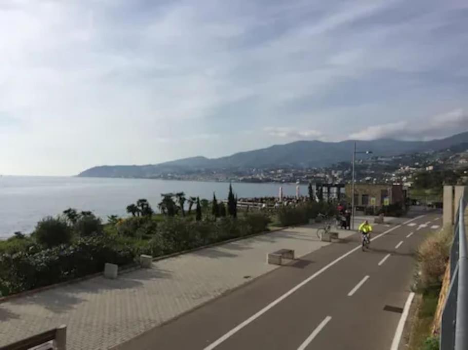 Casa Sveva, A Pochi Passi Dalle Spiagge E Dal Centro Di Arma Di Taggia. מראה חיצוני תמונה
